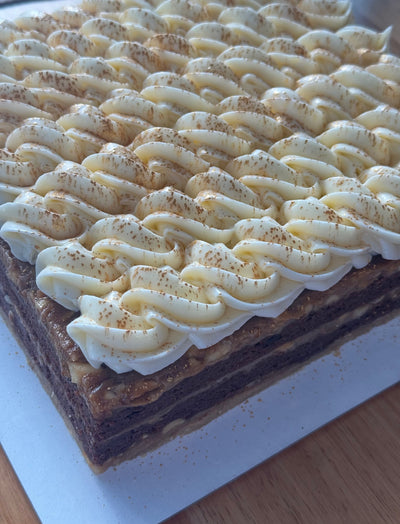 VEGAN SNICKERS CAKE